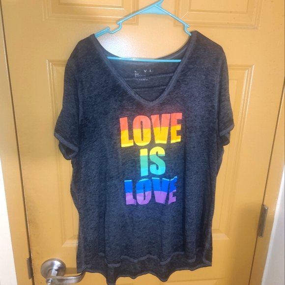 LIVI Love is Love T-Shirt 18/20 2X Charcoal Gray Short Sleeve Tee - Picture 1 of 3